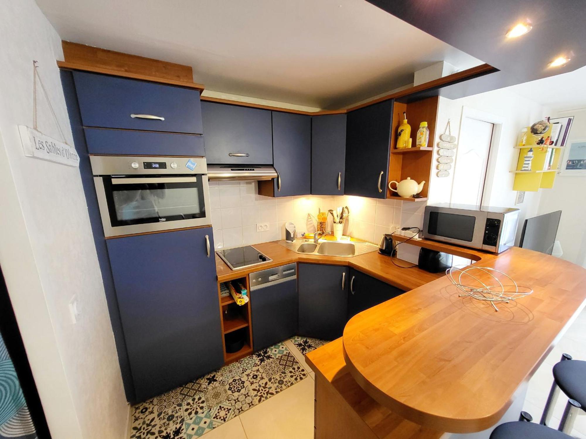 Appartement Moderne Au Centre-Ville, 150M Plage, Wifi, Confort Ideal Pour Familles - Fr-1-92-876 Les Sables-dʼOlonne Exterior foto