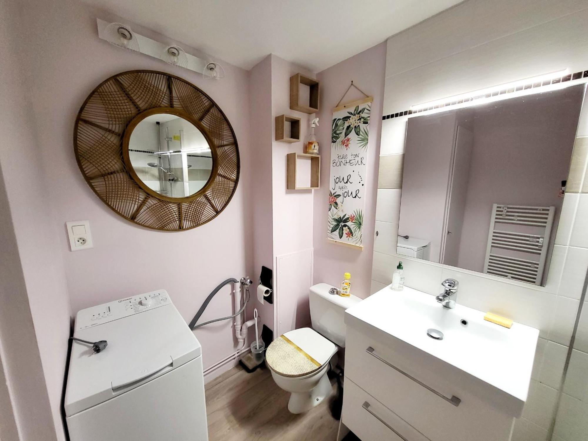 Appartement Moderne Au Centre-Ville, 150M Plage, Wifi, Confort Ideal Pour Familles - Fr-1-92-876 Les Sables-dʼOlonne Exterior foto