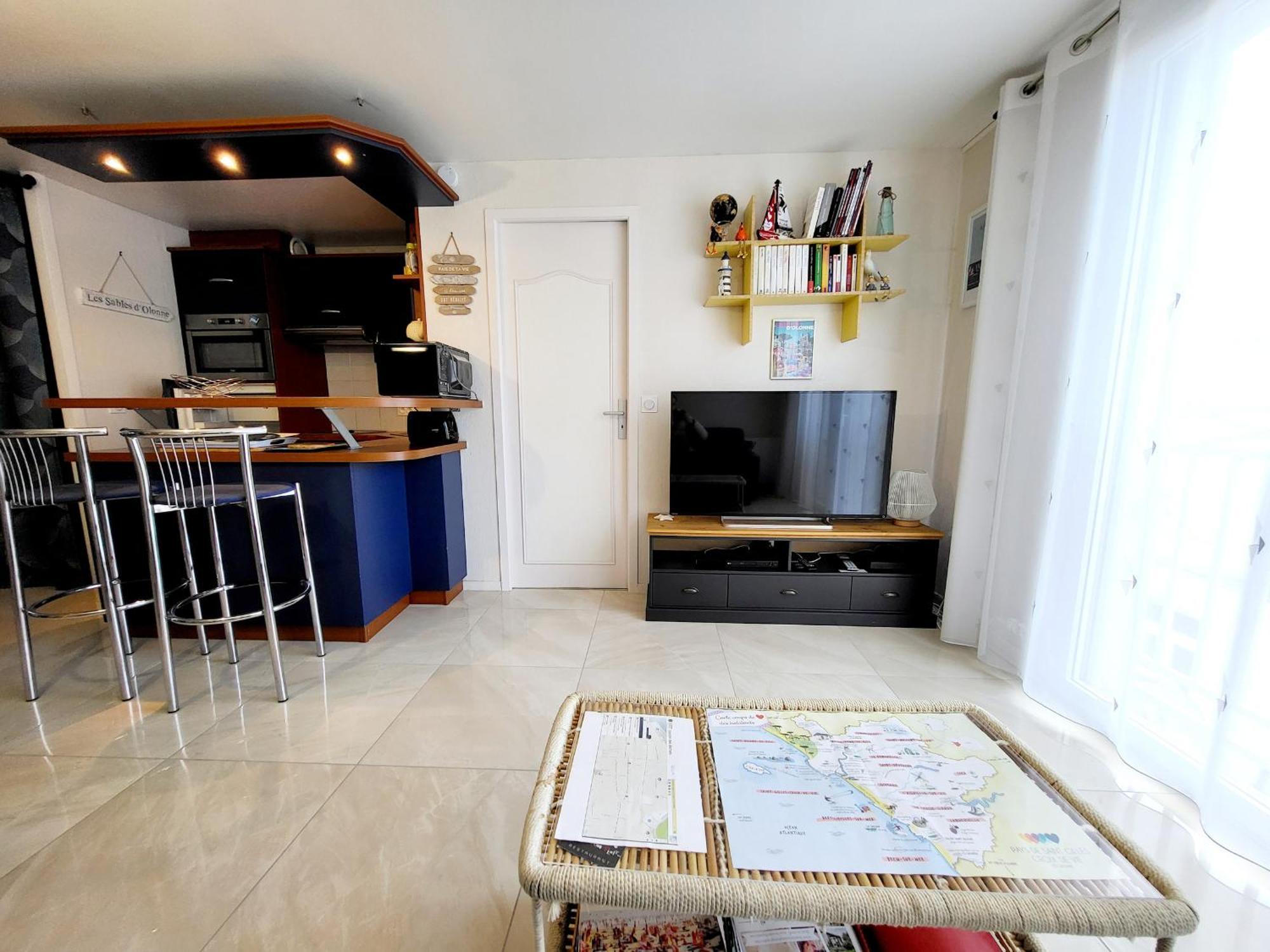 Appartement Moderne Au Centre-Ville, 150M Plage, Wifi, Confort Ideal Pour Familles - Fr-1-92-876 Les Sables-dʼOlonne Exterior foto
